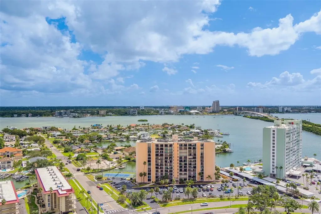 51 Island Way Clearwater Beach FL 33767