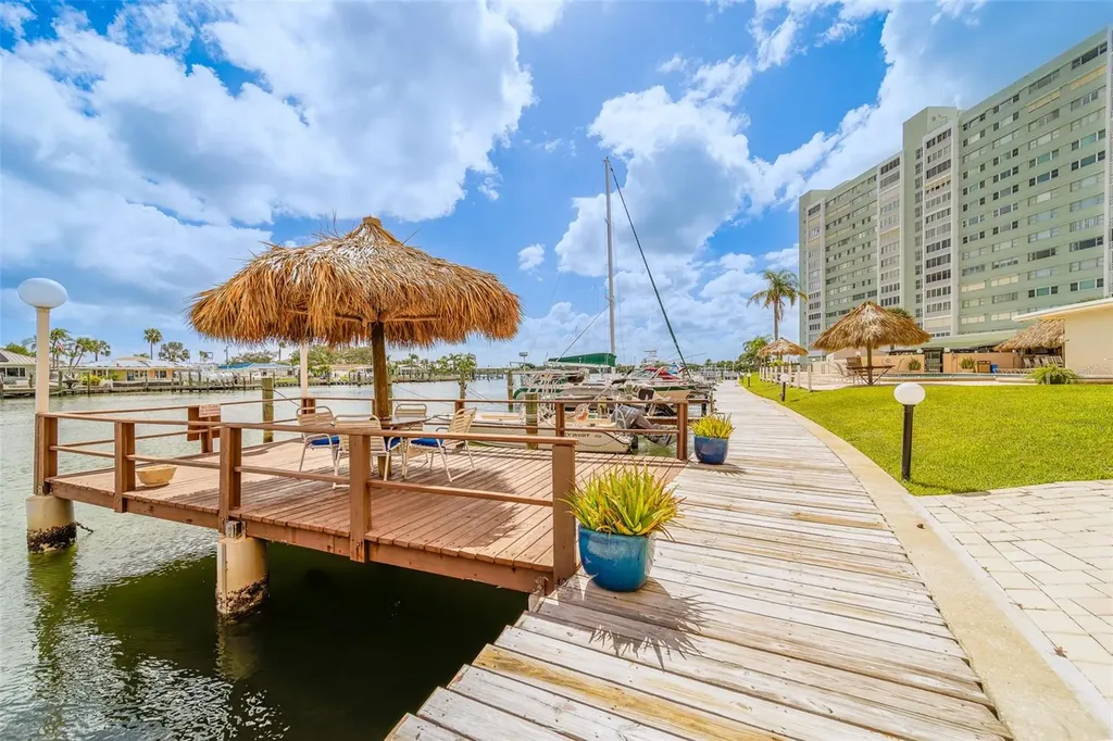 51 Island Way Clearwater Beach FL 33767