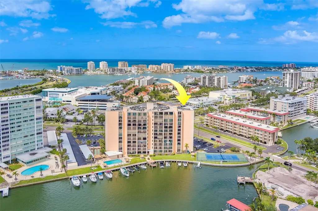 51 Island Way Clearwater Beach FL 33767