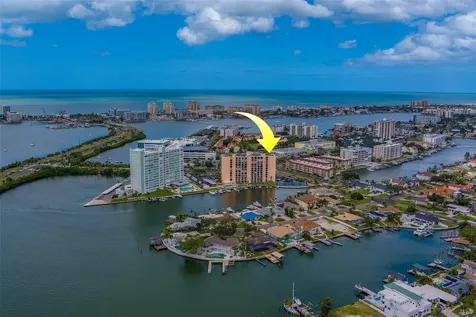51 Island Way Clearwater Beach FL 33767