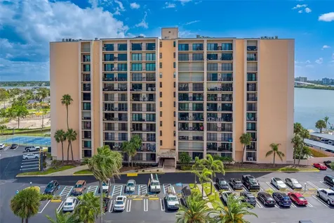 51 Island Way Clearwater Beach FL 33767