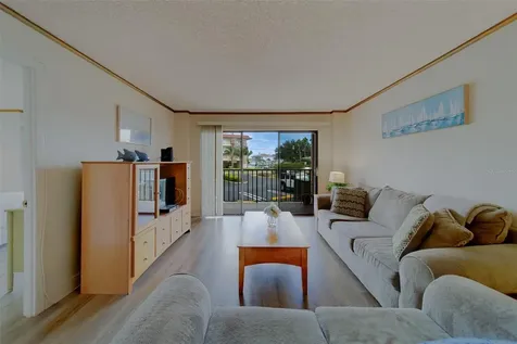 51 Island Way Clearwater Beach FL 33767