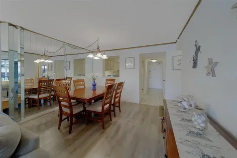 51 Island Way Clearwater Beach FL 33767