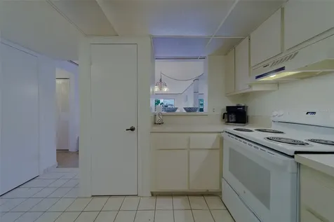 51 Island Way Clearwater Beach FL 33767