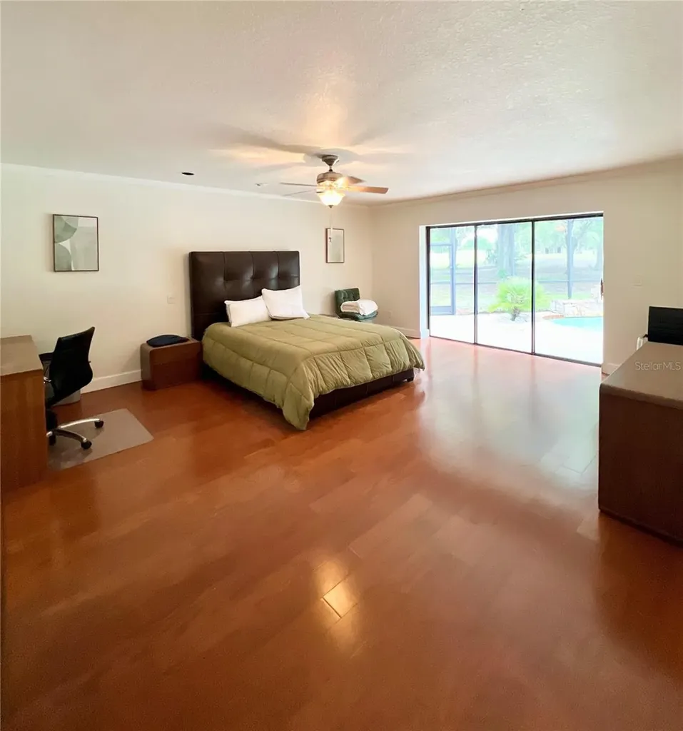 2674 Concorde Court Clearwater FL 33761