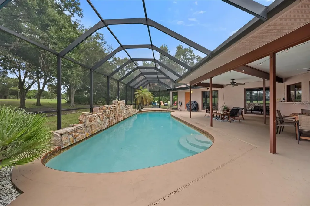 2674 Concorde Court Clearwater FL 33761