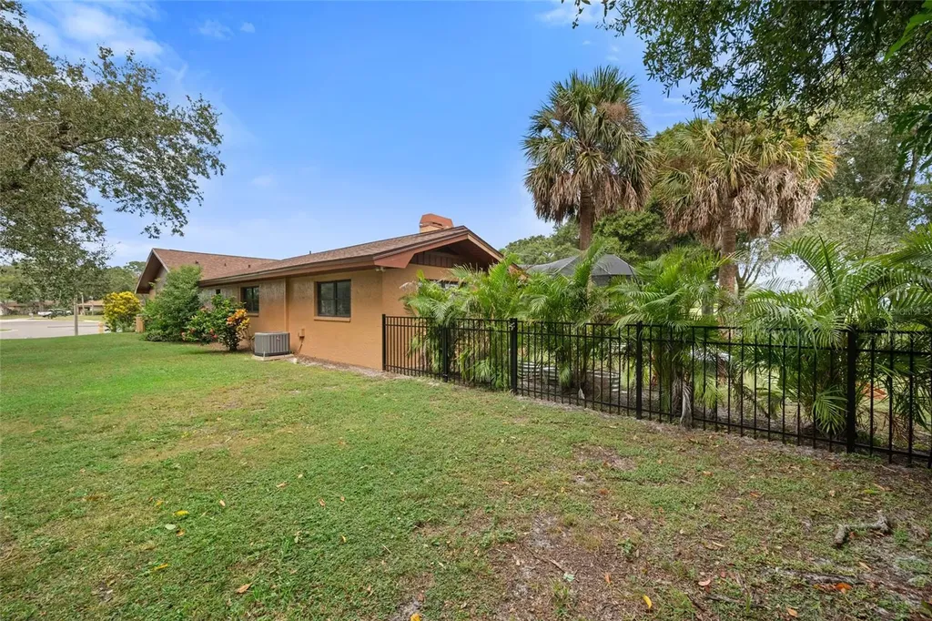 2674 Concorde Court Clearwater FL 33761