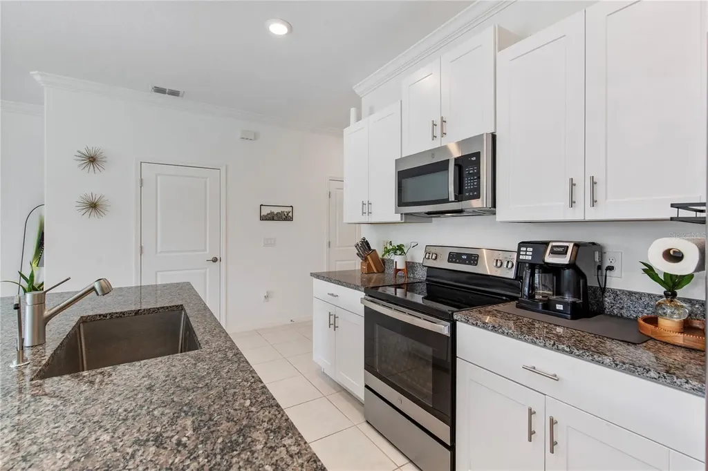 9657 Ashworth Place Land O Lakes FL 34637