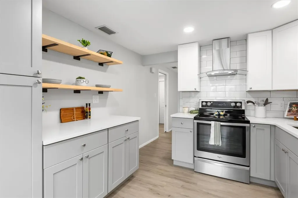 510 S Venice Boulevard Venice FL 34293
