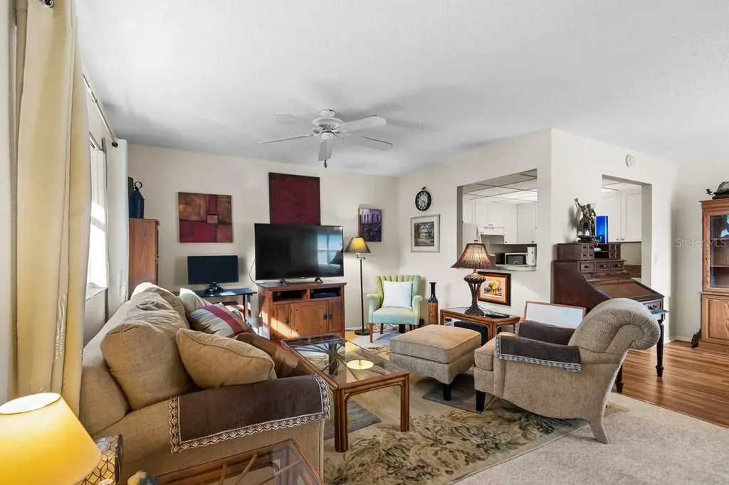 1802 Bedford Lane Sun City Center FL 33573