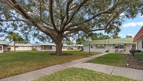 1802 Bedford Lane Sun City Center FL 33573