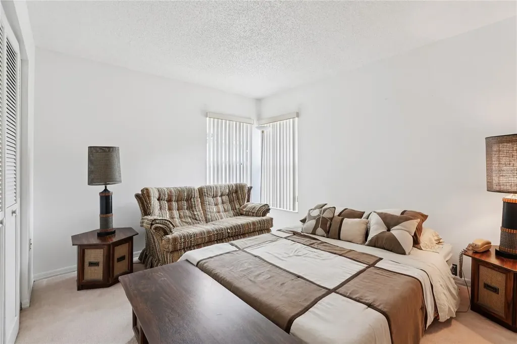 11624 Peach Grove Lane Orlando FL 32821