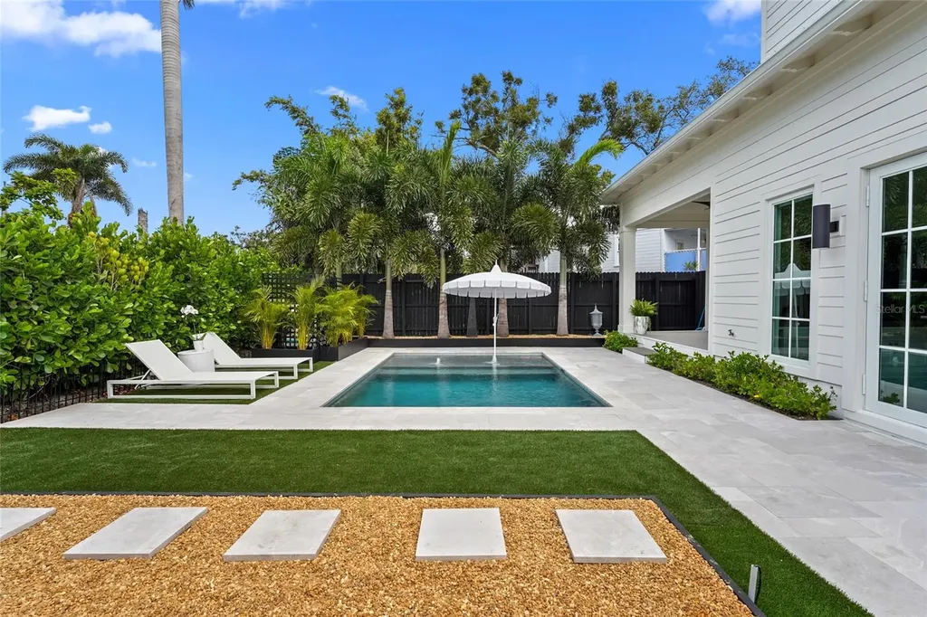 417 N Osprey Avenue Sarasota FL 34236