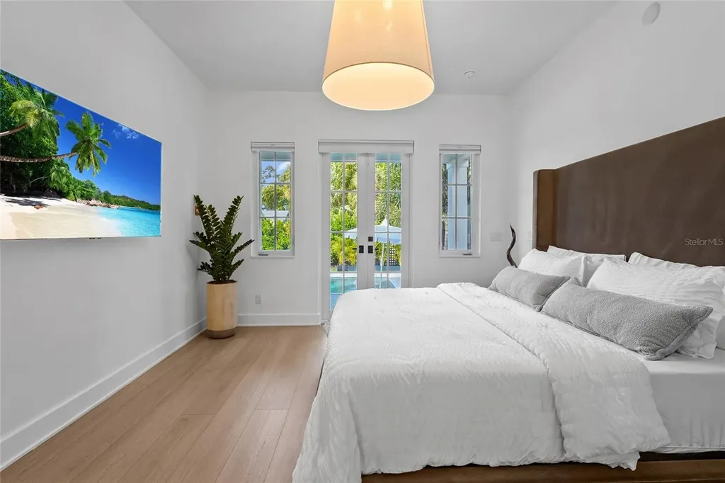 417 N Osprey Avenue Sarasota FL 34236