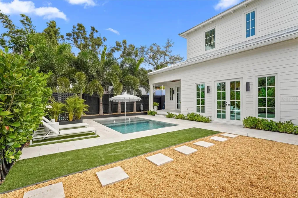 417 N Osprey Avenue Sarasota FL 34236
