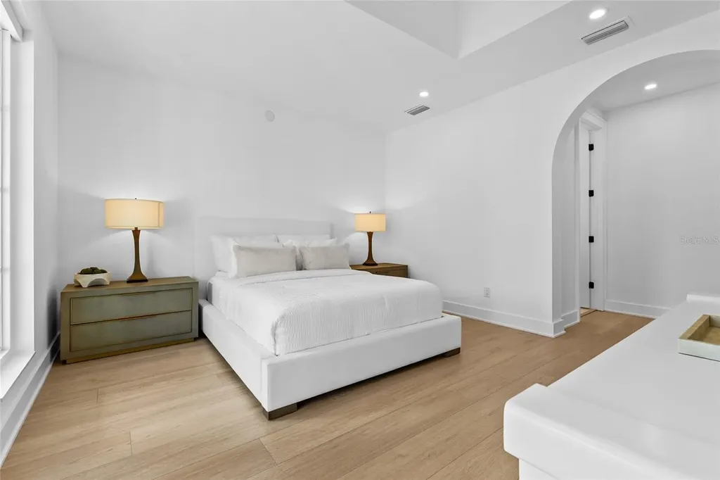 417 N Osprey Avenue Sarasota FL 34236