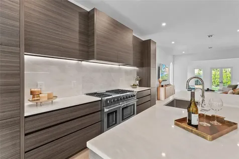 417 N Osprey Avenue Sarasota FL 34236