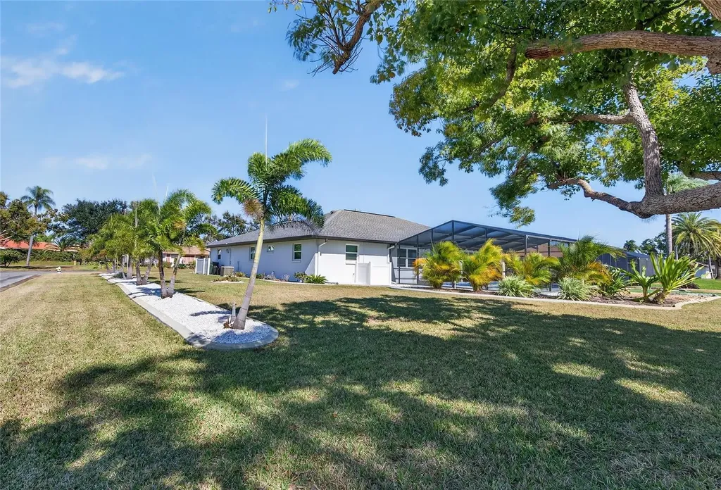 158 Hourglass Drive Venice FL 34293