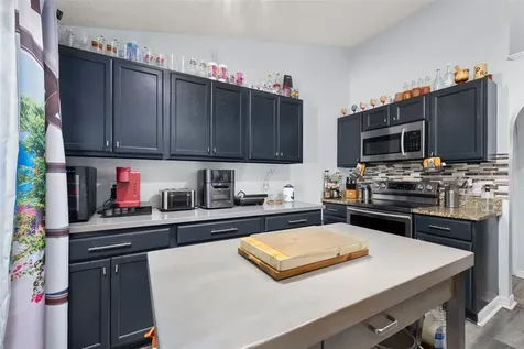 428 Bent Oak Loop Davenport FL 33837
