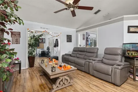 428 Bent Oak Loop Davenport FL 33837