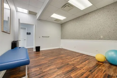 1033 W Bay Drive Largo FL 33770