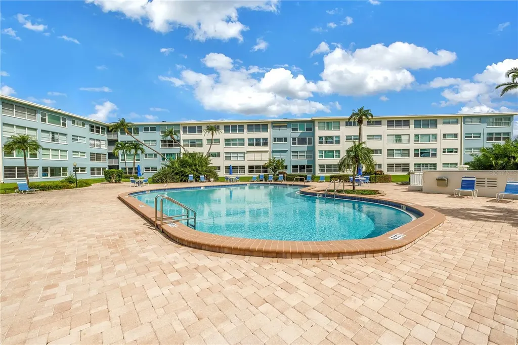 6201 2nd Street E St Pete Beach FL 33706