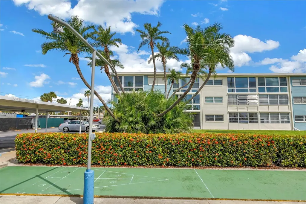 6201 2nd Street E St Pete Beach FL 33706