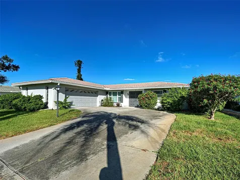 7 Old Trail Road Englewood FL 34223