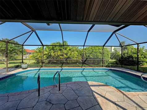 7 Old Trail Road Englewood FL 34223