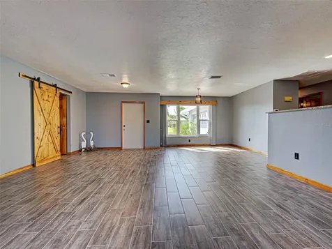 7 Old Trail Road Englewood FL 34223