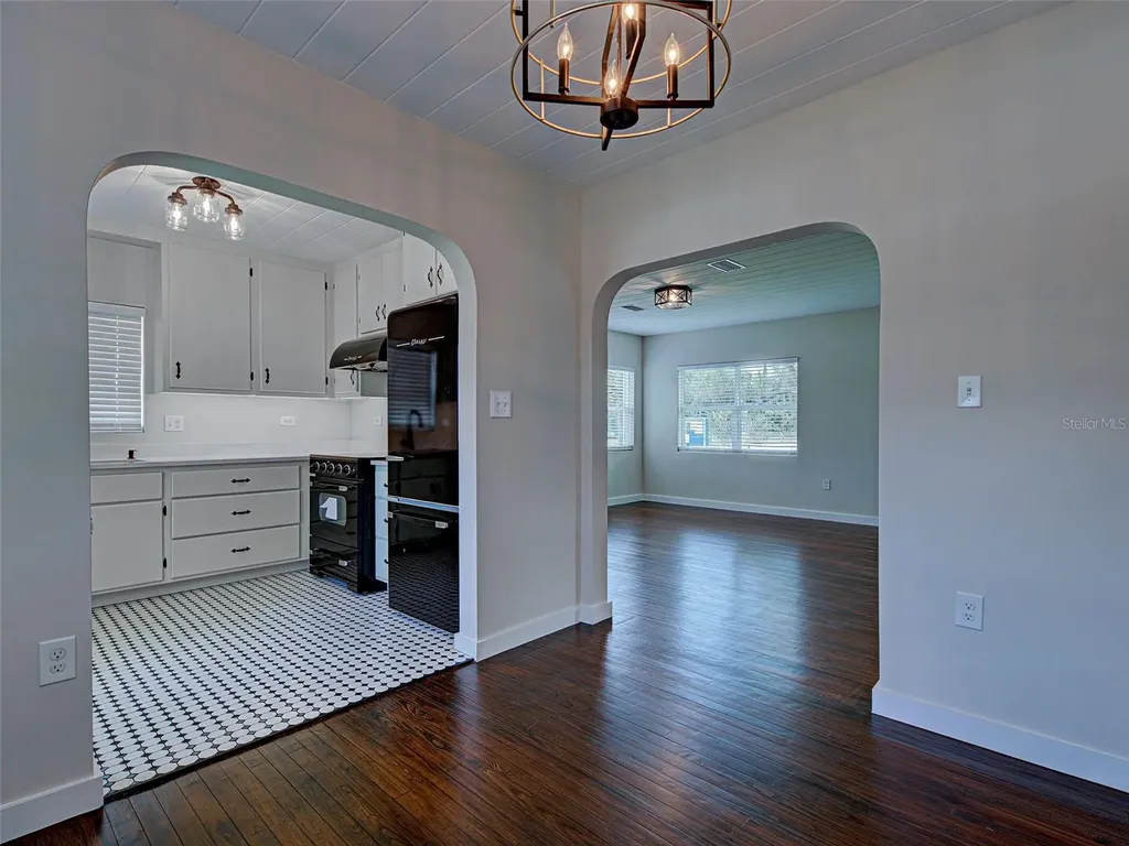 611 W Wentworth Street Englewood FL 34223