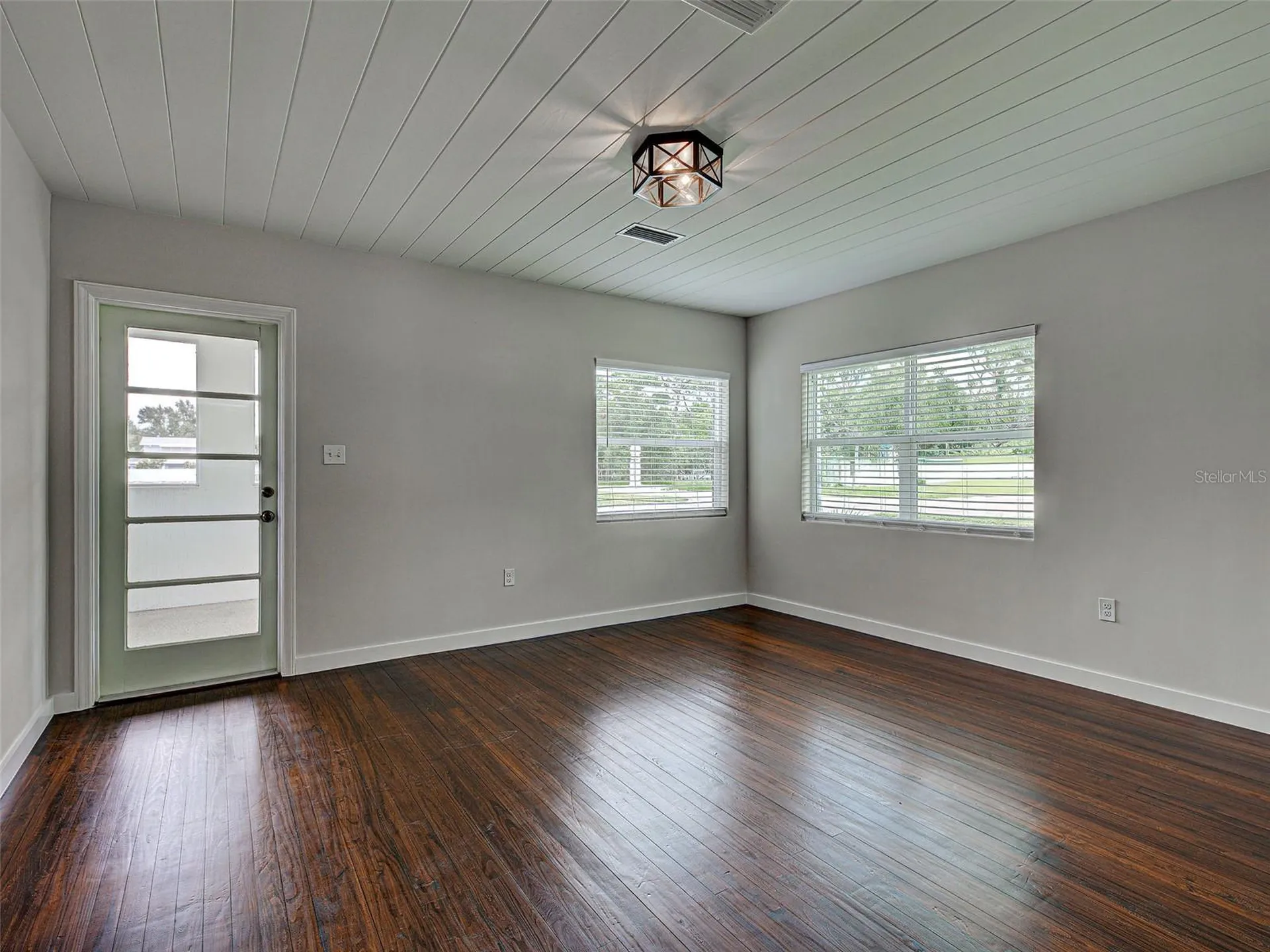 611 W Wentworth Street Englewood FL 34223