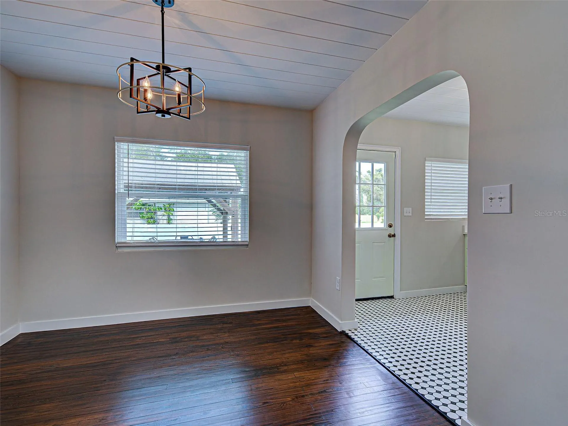 611 W Wentworth Street Englewood FL 34223