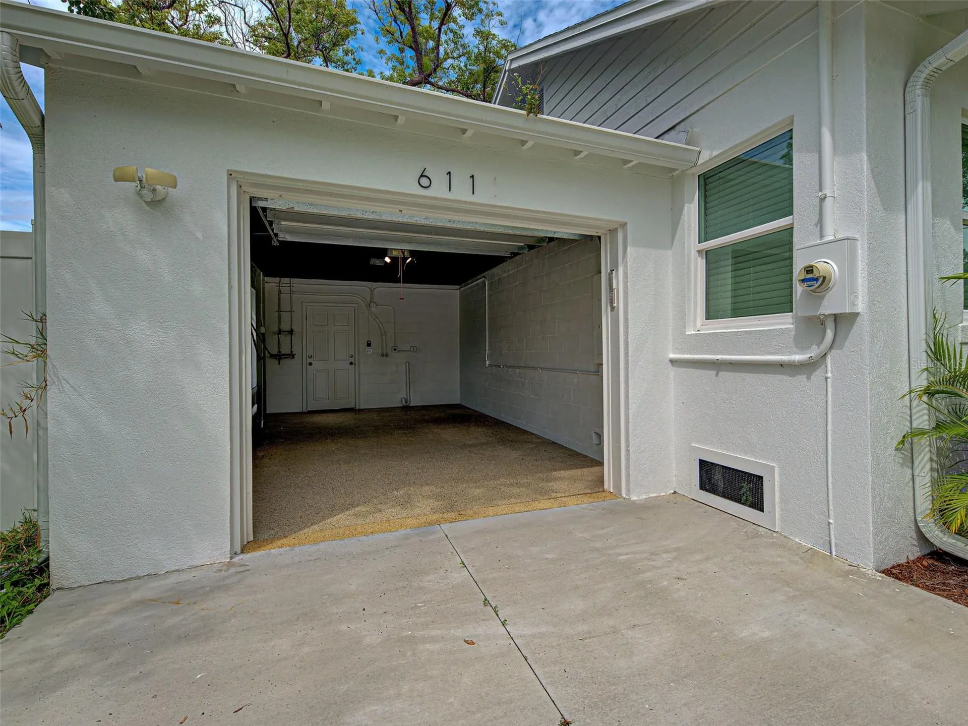 611 W Wentworth Street Englewood FL 34223