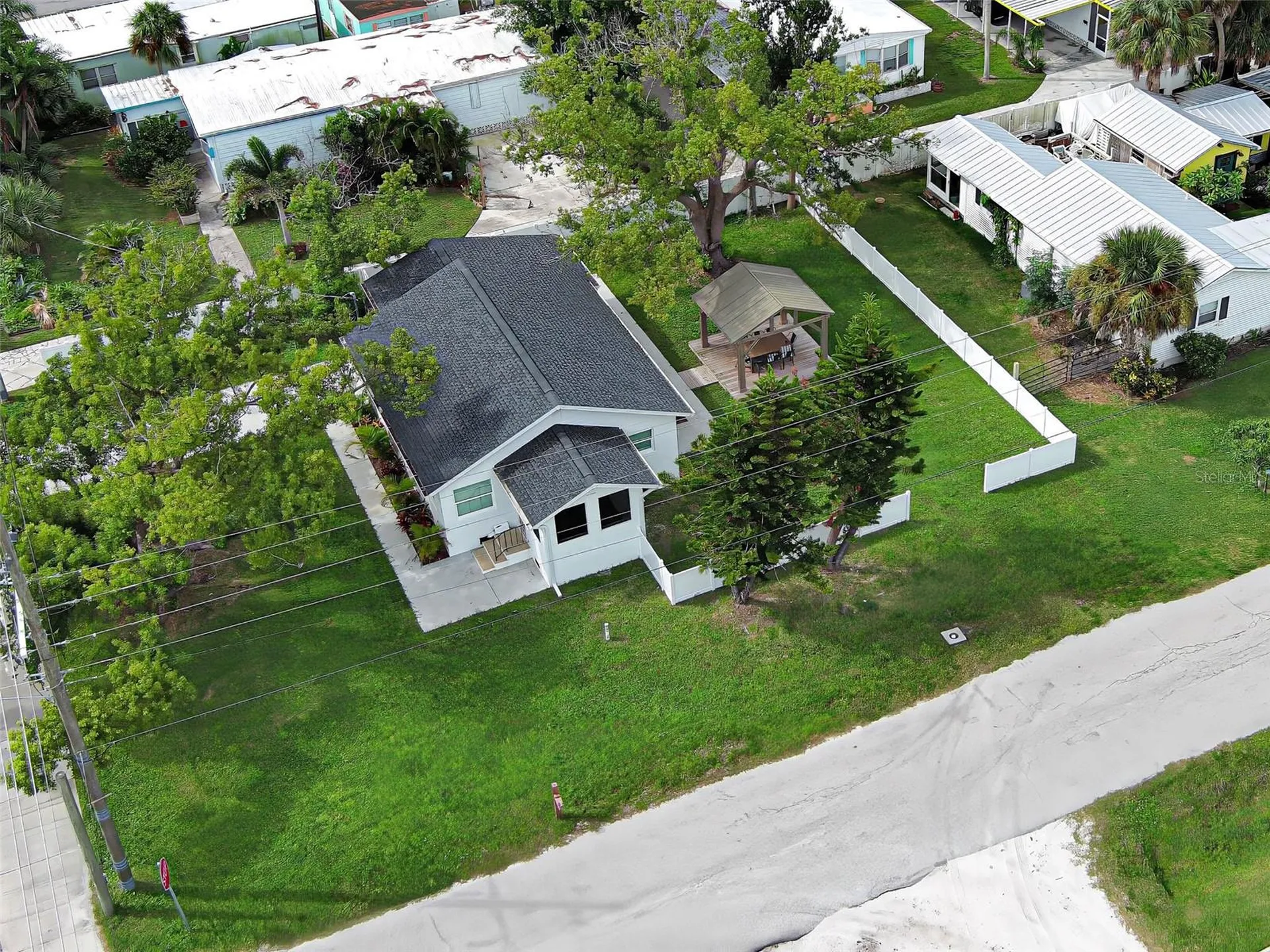 611 W Wentworth Street Englewood FL 34223