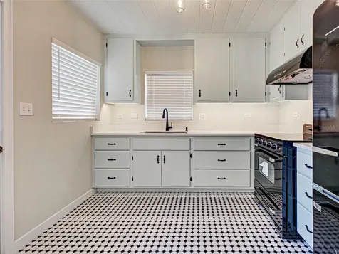 611 W Wentworth Street Englewood FL 34223
