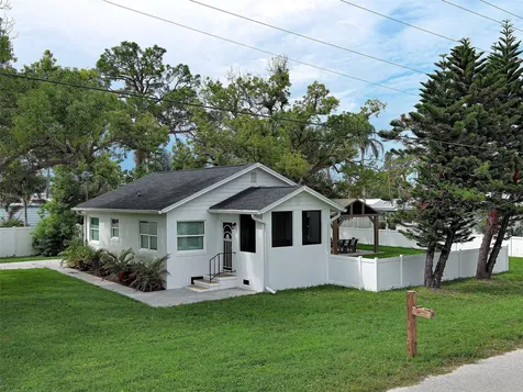 611 W Wentworth Street Englewood FL 34223