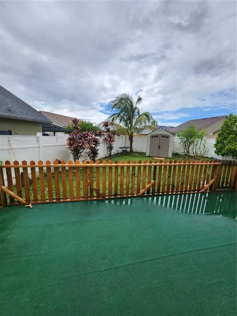 2483 Shelby Circle Kissimmee FL 34743