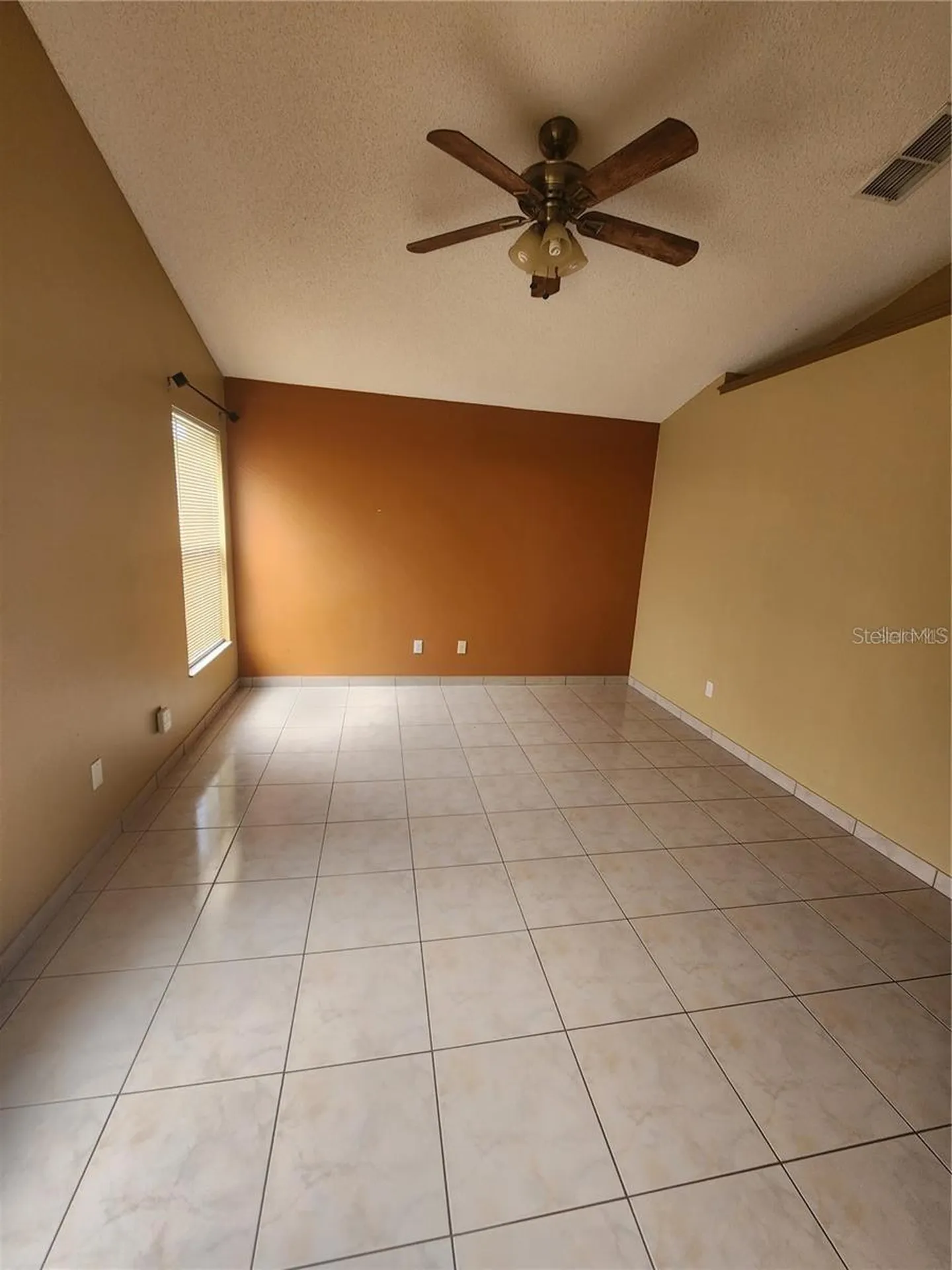 2483 Shelby Circle Kissimmee FL 34743