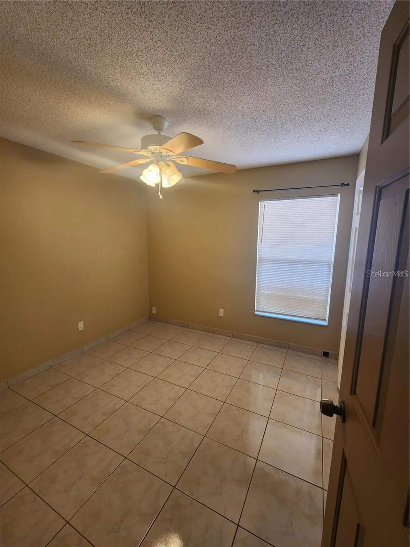 2483 Shelby Circle Kissimmee FL 34743