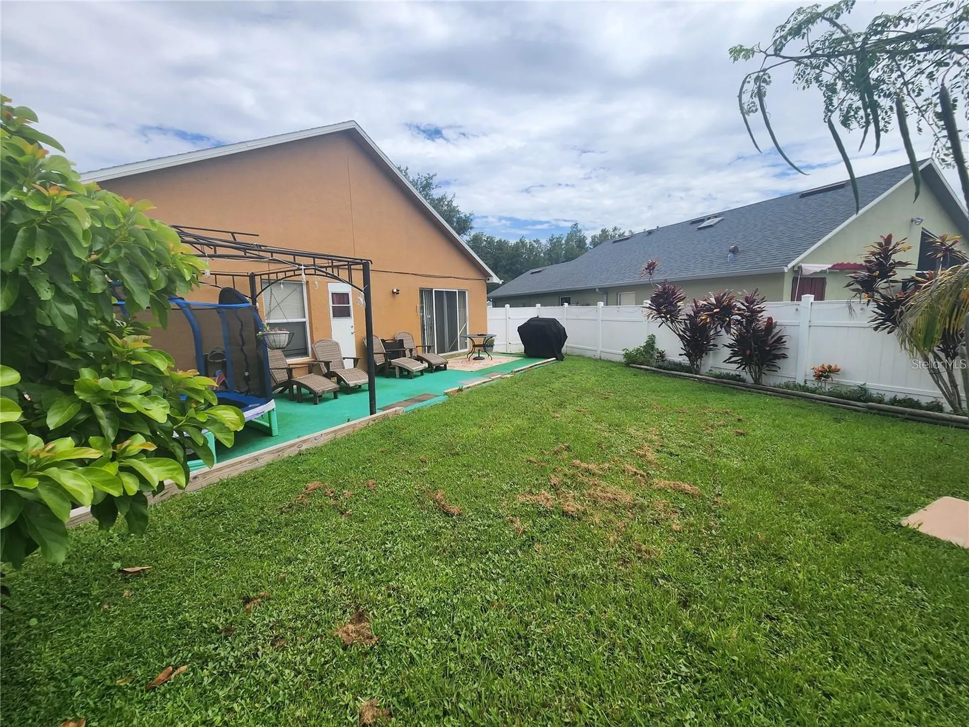 2483 Shelby Circle Kissimmee FL 34743