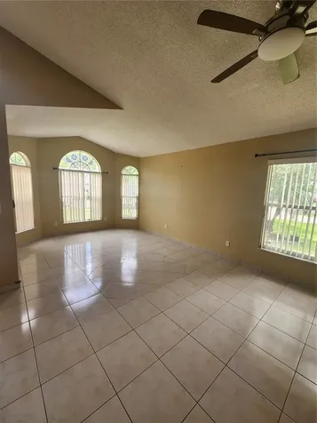 2483 Shelby Circle Kissimmee FL 34743