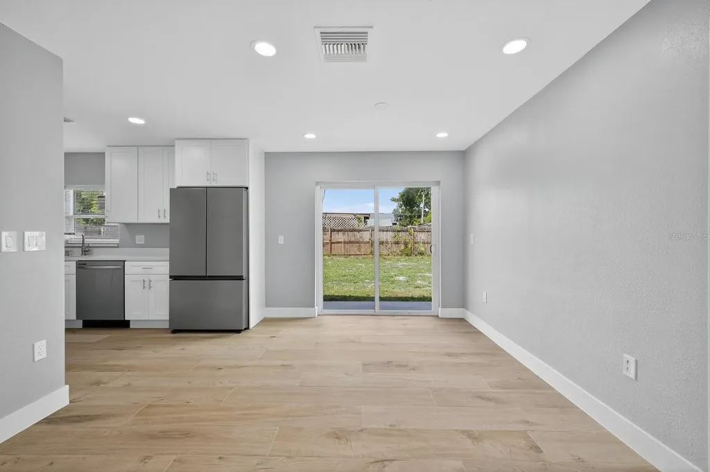 4009 W Wallace Avenue Tampa FL 33611