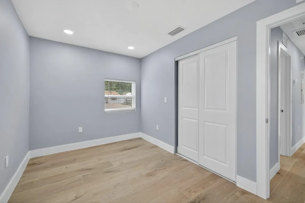 4009 W Wallace Avenue Tampa FL 33611