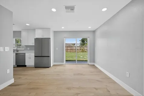 4009 W Wallace Avenue Tampa FL 33611