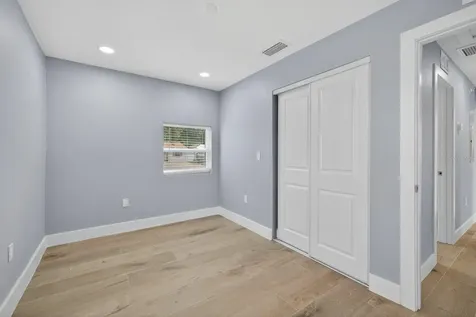 4009 W Wallace Avenue Tampa FL 33611
