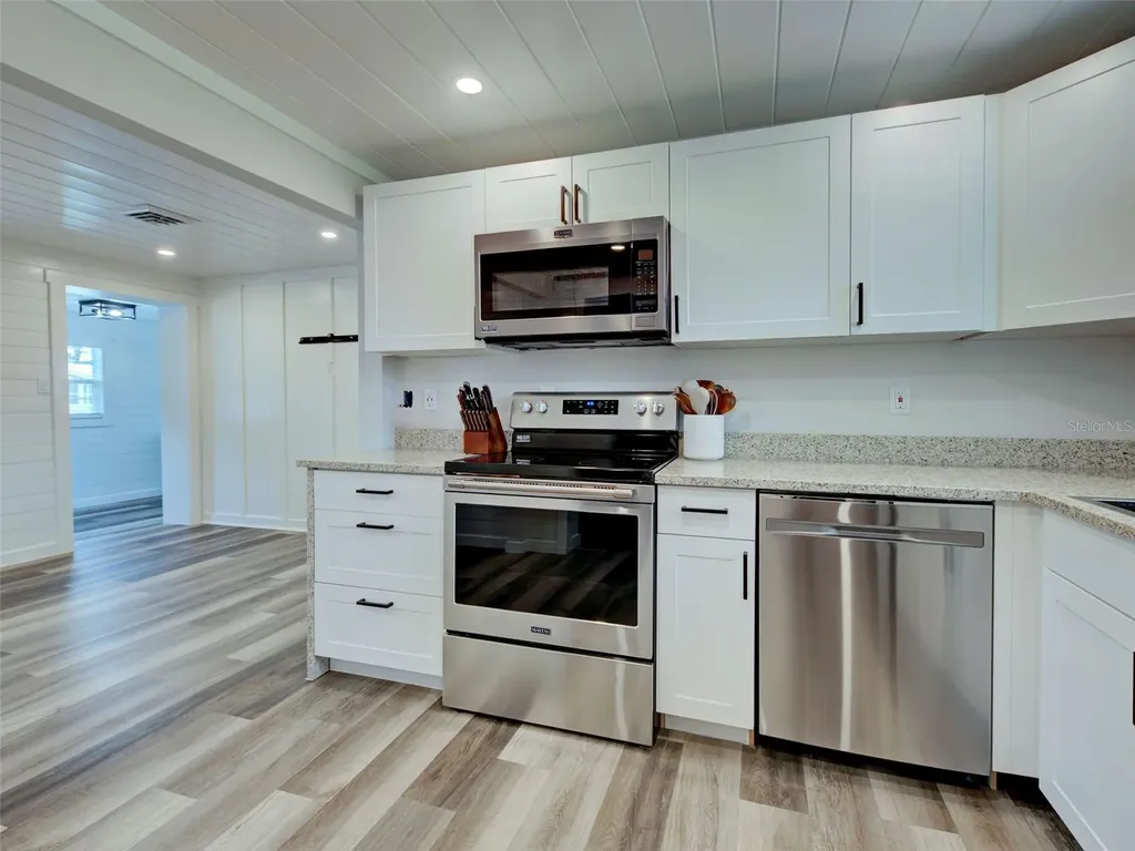 425 Yale Street Englewood FL 34223