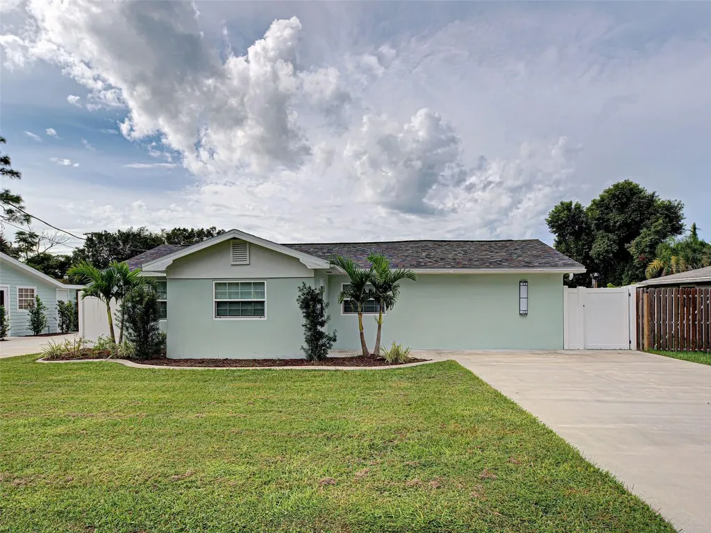 425 Yale Street Englewood FL 34223