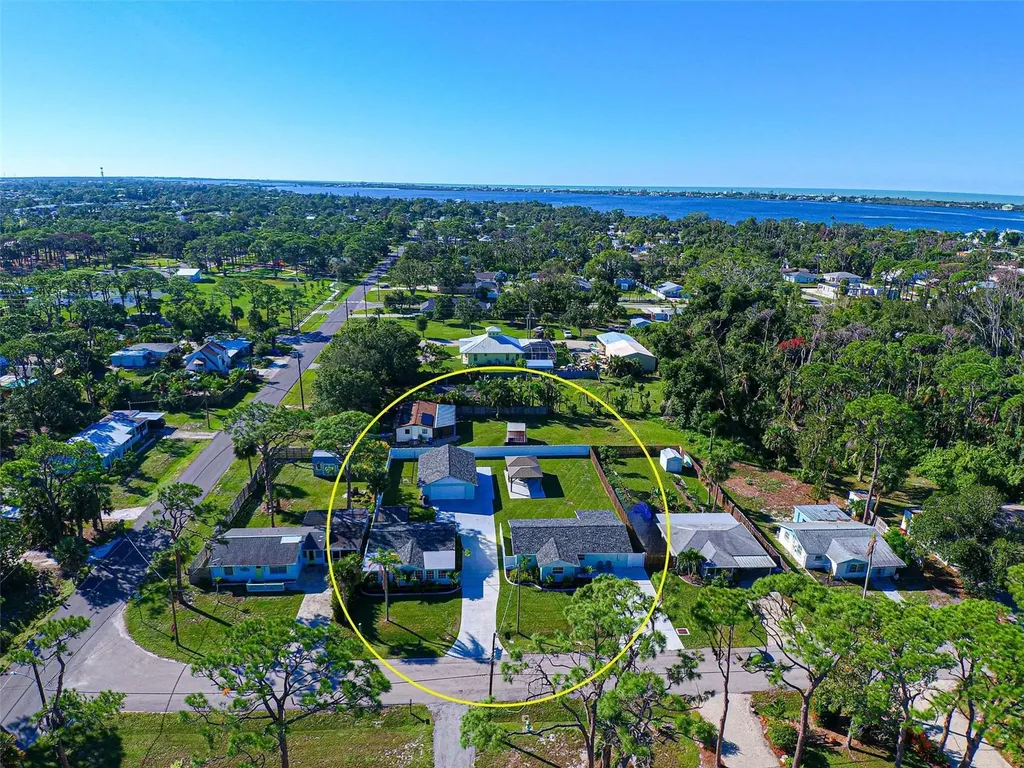 425 Yale Street Englewood FL 34223