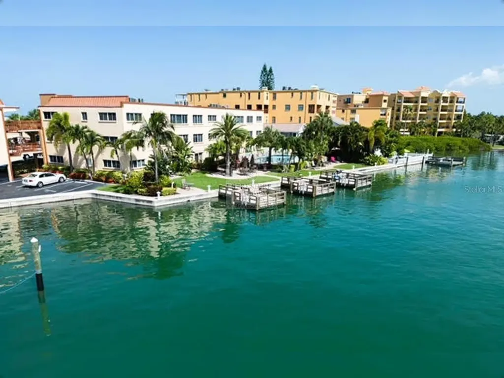 10265 Gulf Boulevard St Petersburg FL 33706